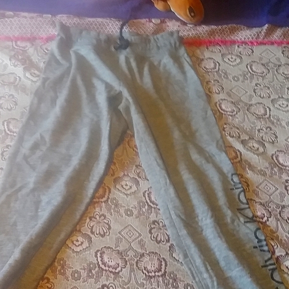 Calvin Klein joggers - Picture 1 of 2